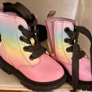 Cat&Jack High top Rainbow Boots - size 5